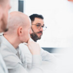 Ein Fotograf für Social Media von pvmedia hat ein Business-Portrait erstellt.